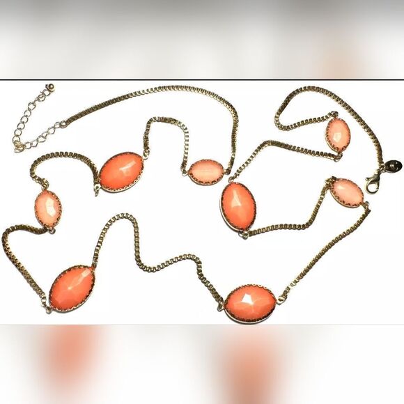 Jewelry Necklace Signed Charming Charlie Gold Tone Chain Encased Coral 42"-45" - Picture 1 of 1